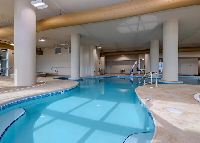 Phoenix Gulf Towers 1501 Apartment